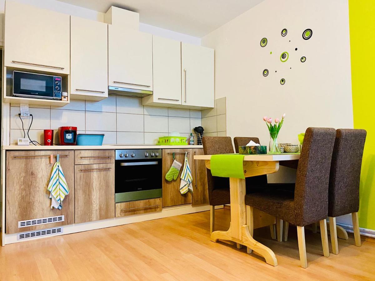 Kalvaria Apartman Szeged Eksteriør bilde