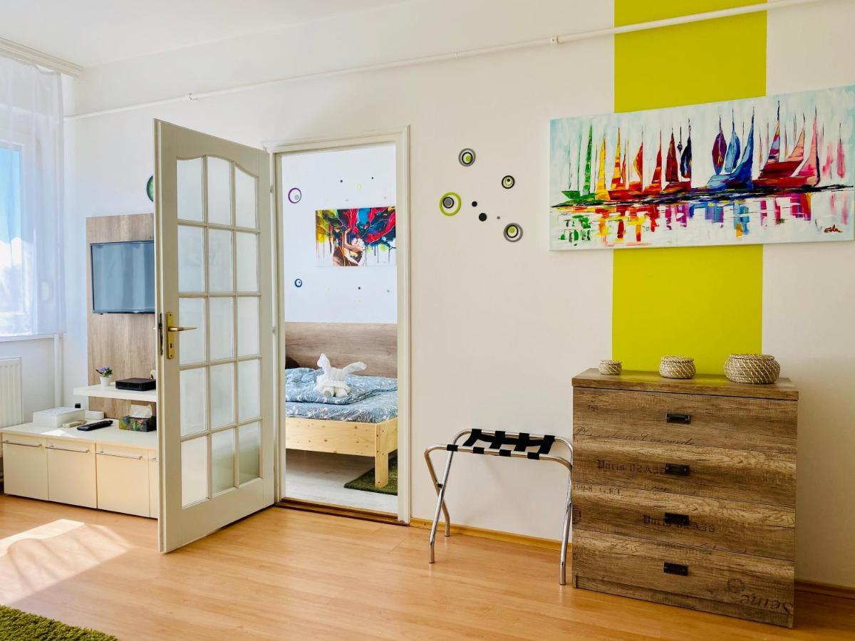 Kalvaria Apartman Szeged Eksteriør bilde