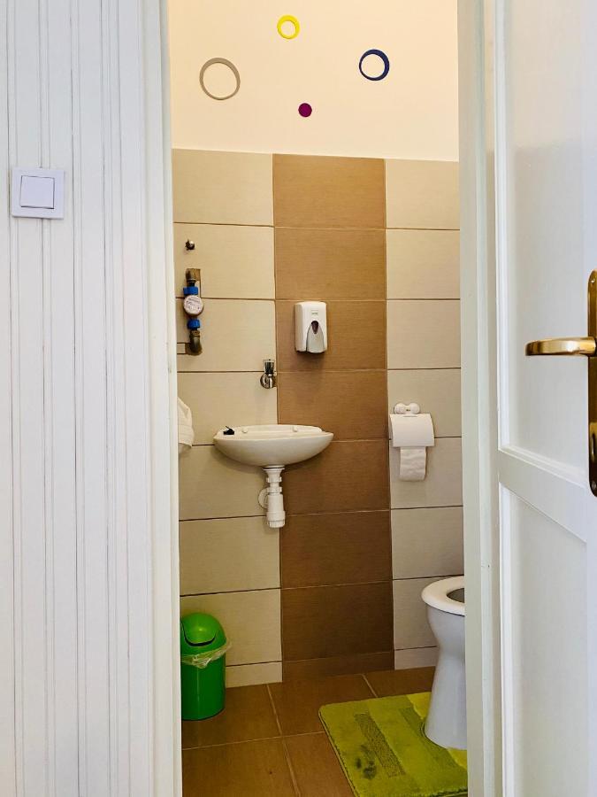 Kalvaria Apartman Szeged Eksteriør bilde
